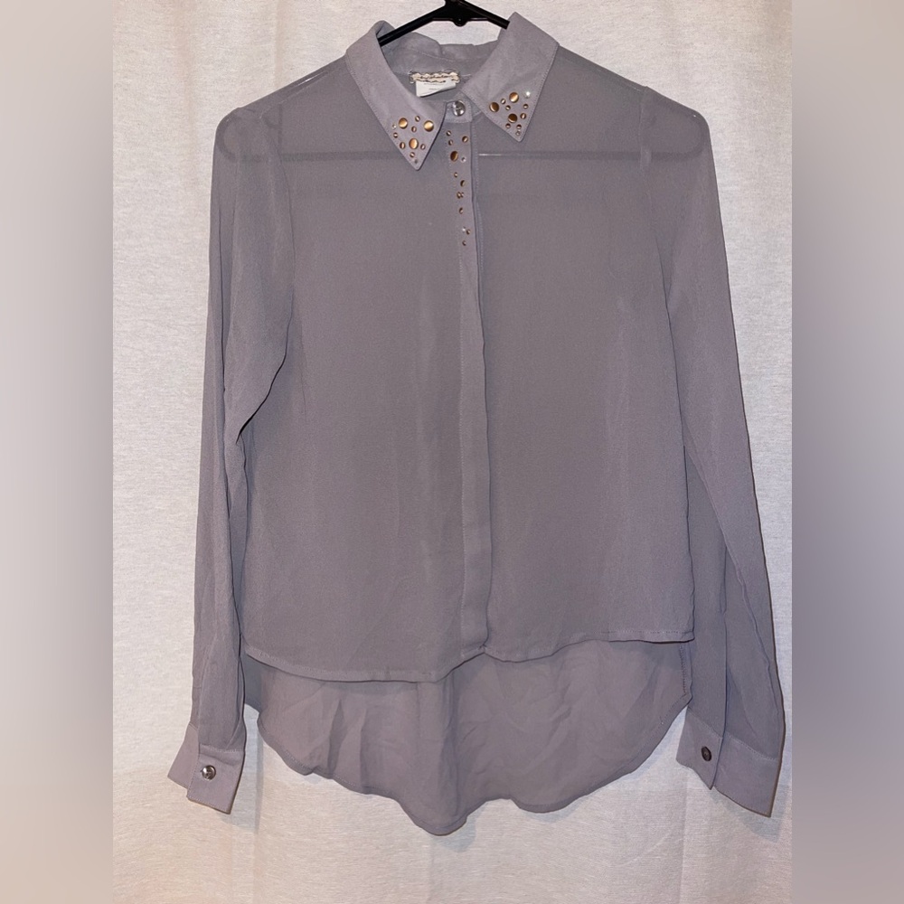NWT💫
Eyeshadow 
Taupe Sheer Blouse